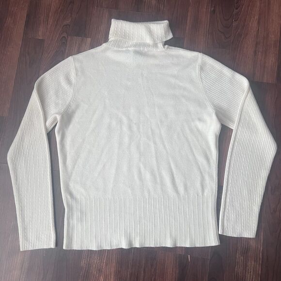Norton McNaughton Sweater Size M Snowflake White Turtleneck Fitted Sleeves - Picture 7 of 10